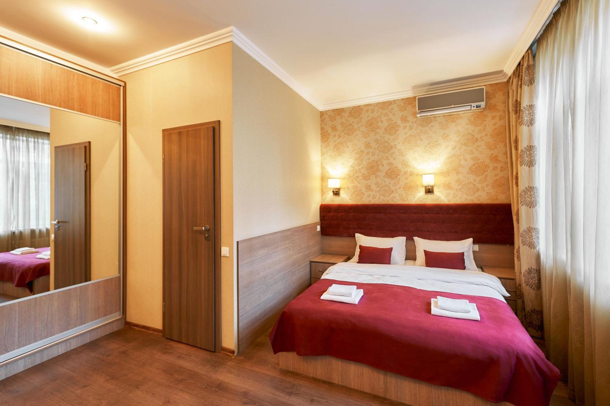 Hotel Classic เคียฟ ภายนอก รูปภาพ